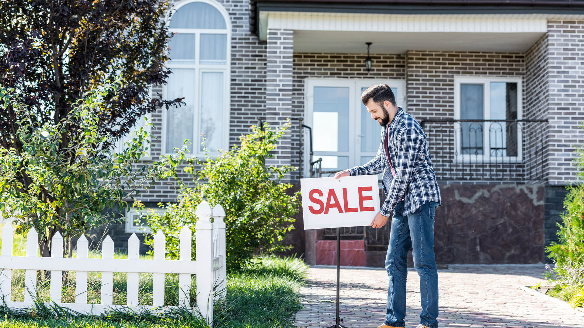 How a Local Cash House Buyer Simplifies the Home Selling Process